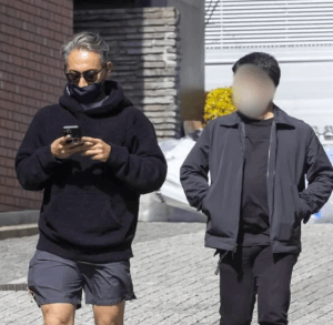 海老蔵と呪術師X